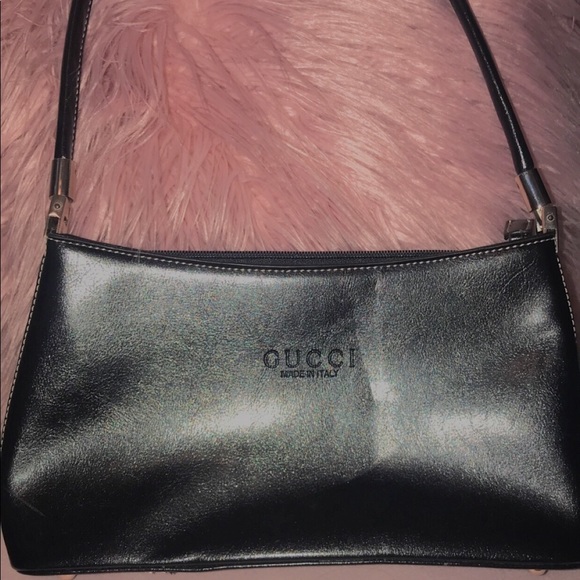 Gucci Handbags - Gucci purse